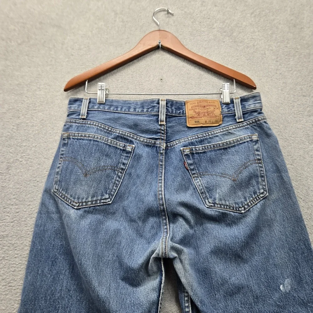 VINTAGE Levi's 501 Men Jeans 36X30 Blue Denim Original Fit Straight Leg USA READ